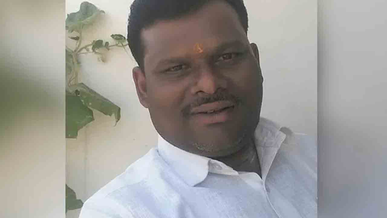 కుమారులను చంపి.. భార్యతో సహా ఆత్మహత్య చేసుకున్న బీజేపీ మాజీ కార్పొరేటర్‌