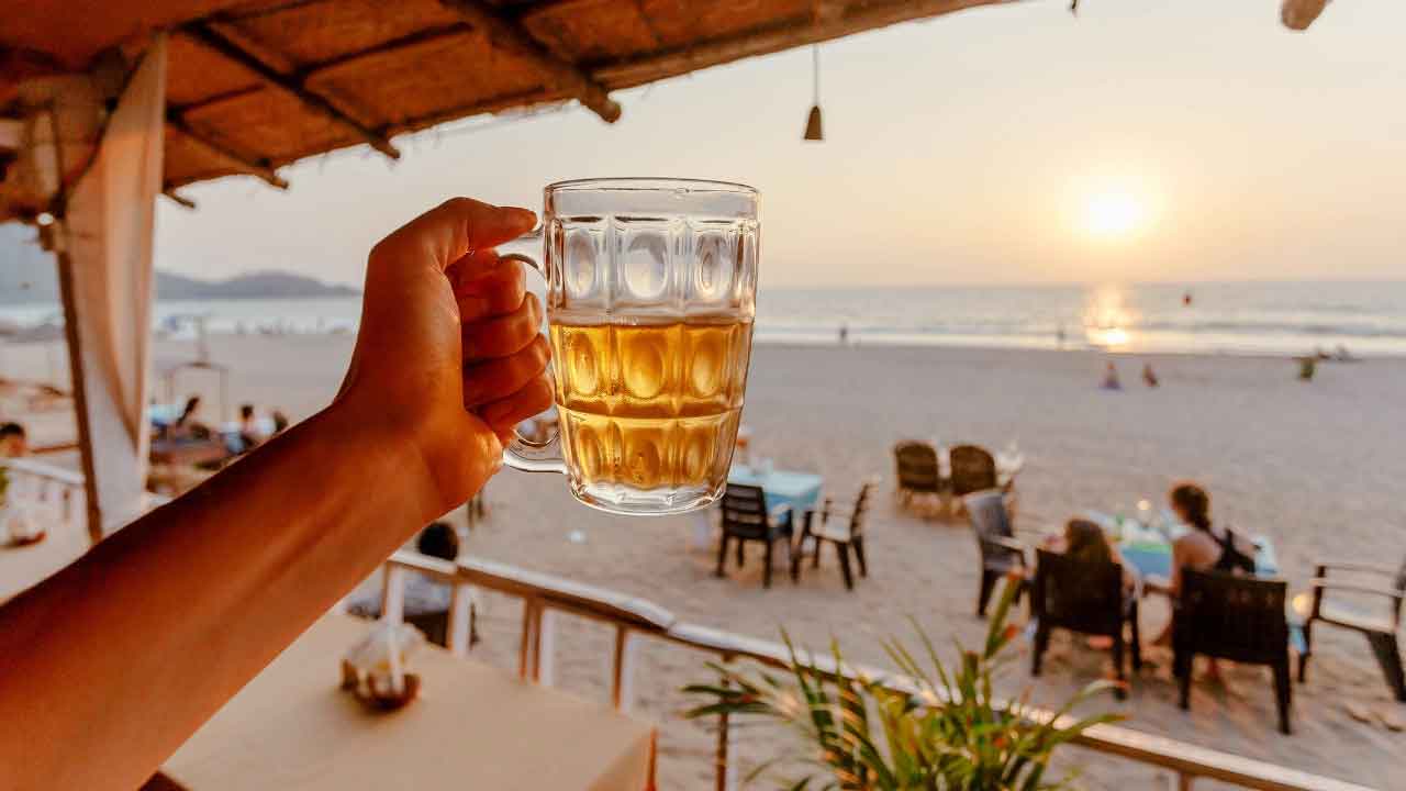 Goa Advisory | గోవాలో కొత్త మార్గదర్శకాలు.. బహిరంగంగా మద్యం సేవిస్తే జరిమానా