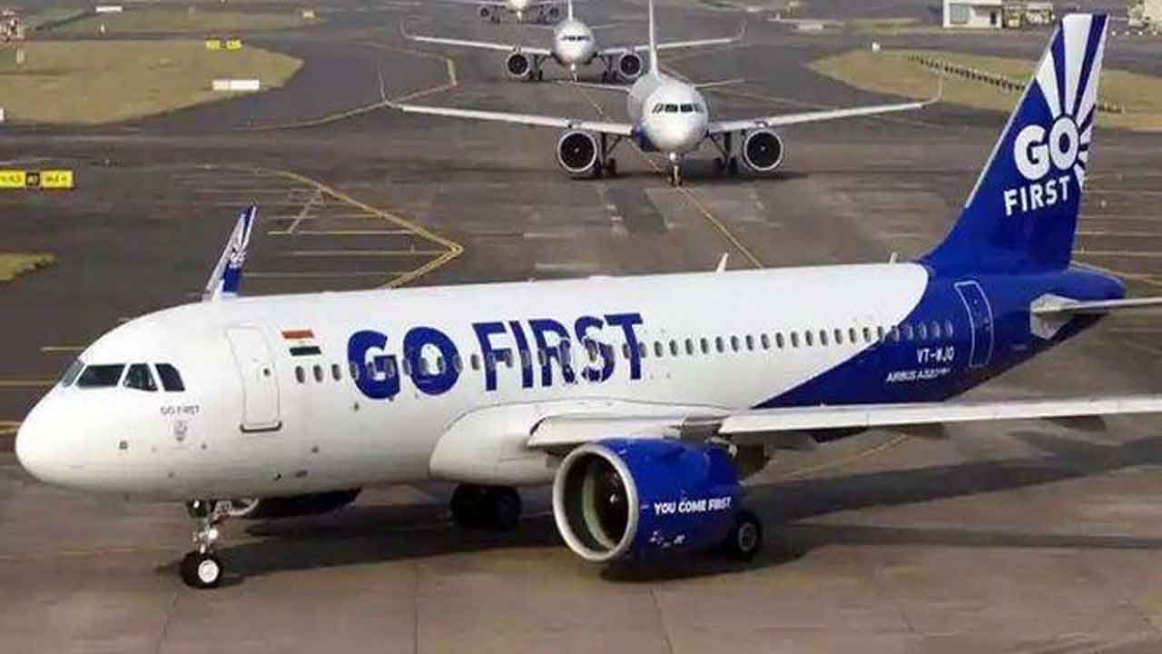 GoFirst flight | 54 మంది ప్రయాణికులు బస్సులో.. విమానం మాత్రం గాలిలో..