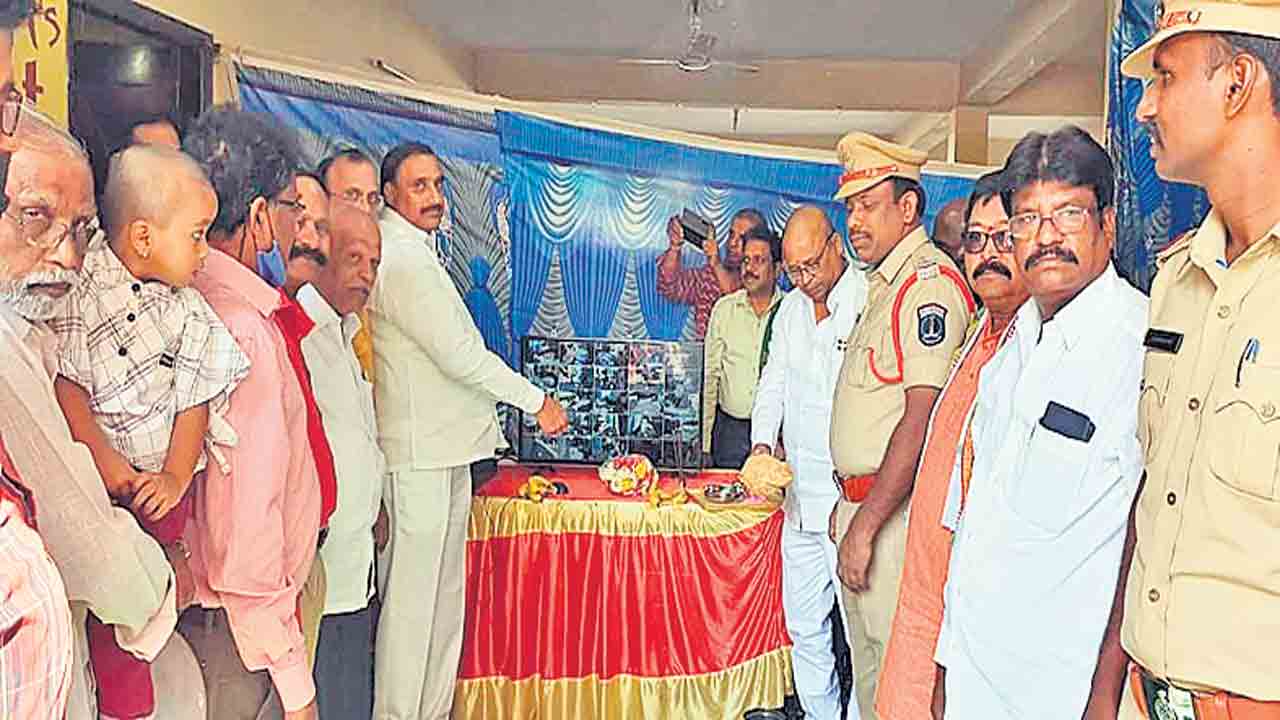 నేరాల అదుపునకు సీసీ కెమెరాల పాత్ర కీలకం