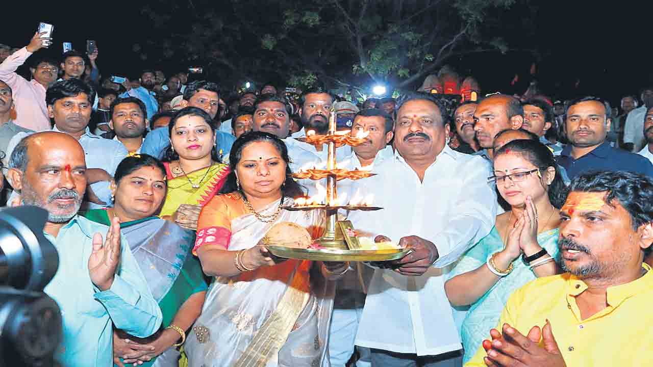 కుల,మతాలకు అతీతంగా అభివృద్ధి