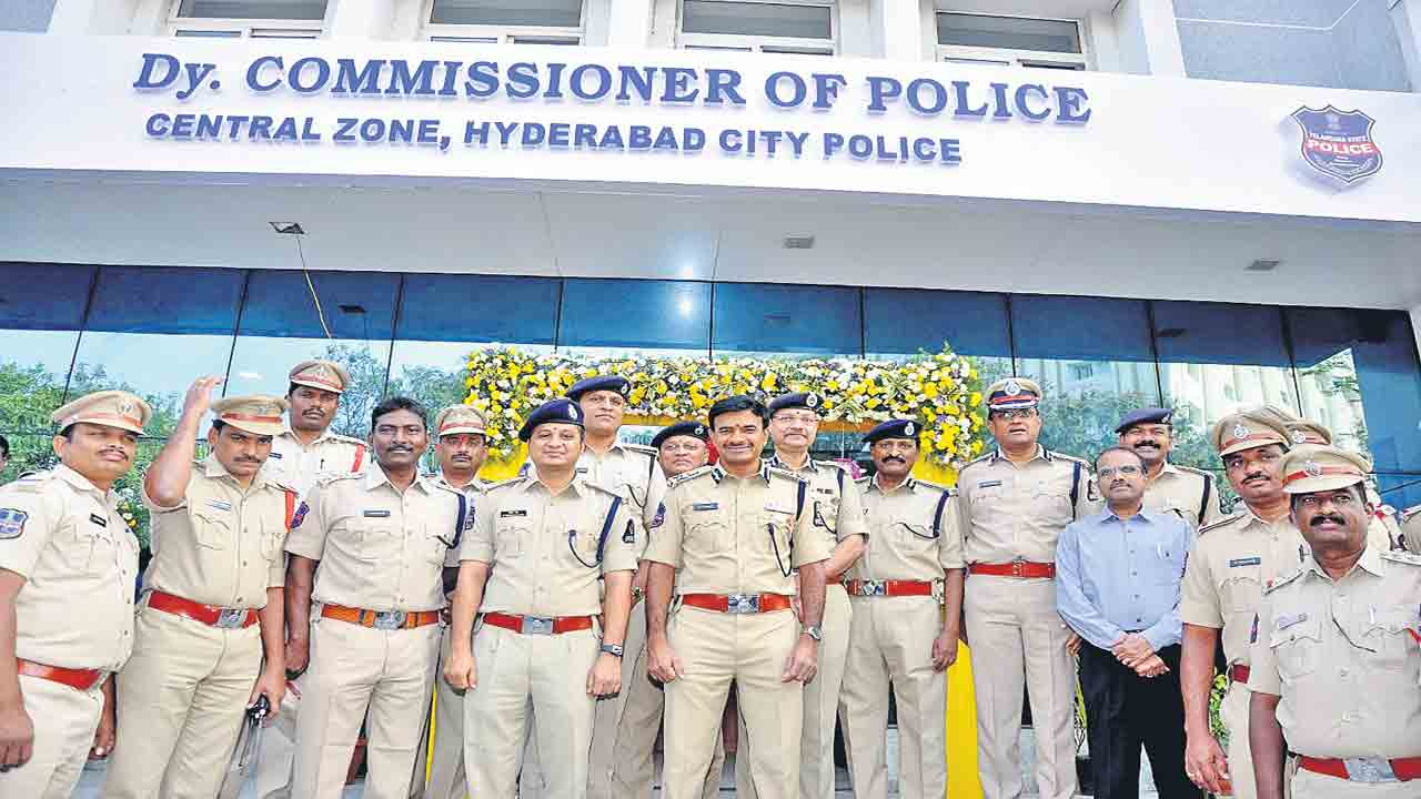 సీసీఎస్‌ భవనంలోకి సెంట్రల్‌ జోన్‌ డీసీపీ కార్యాలయం