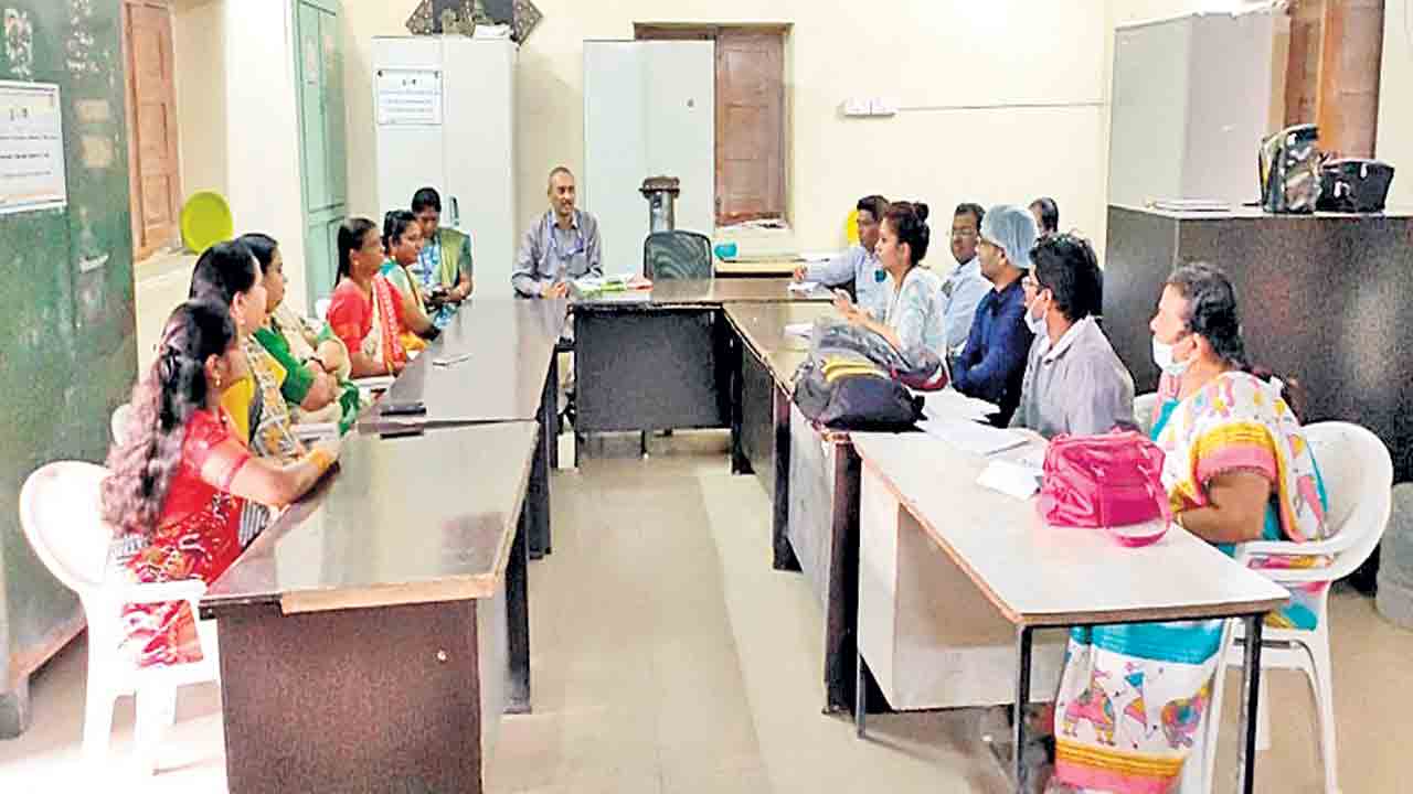 ప్రతిరోజూ..400మందికి కంటి పరీక్షలు