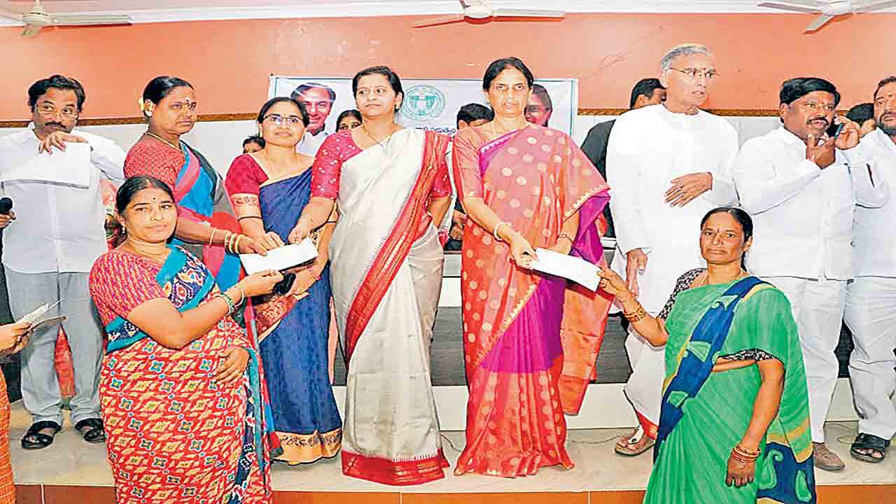 మహిళల ఆత్మగౌరవం కాపాడిన ఘనత కేసీఆర్‌దే