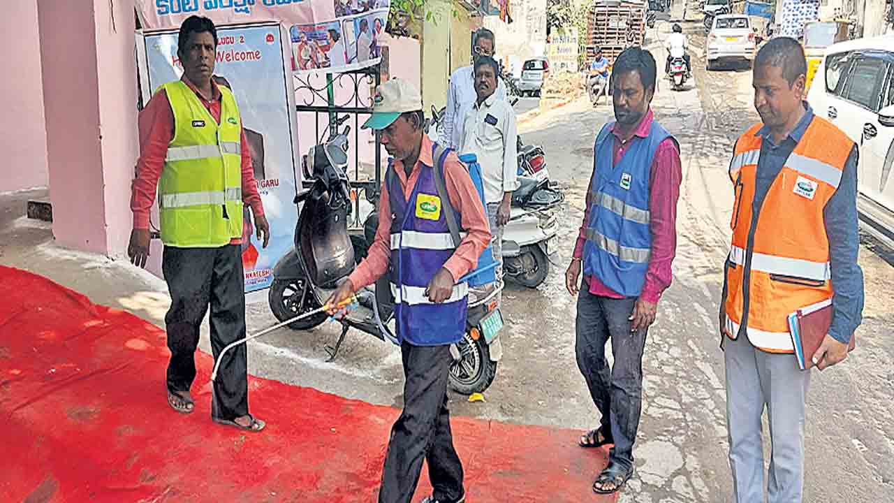 కనులకు కాంతి ‘కంటి వెలుగు’