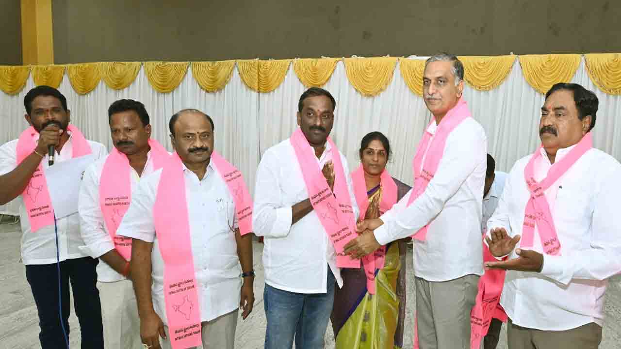 కేసీఆర్‌ నాయకత్వం దేశానికి ఎంతో అవసరం : హరీశ్‌రావు