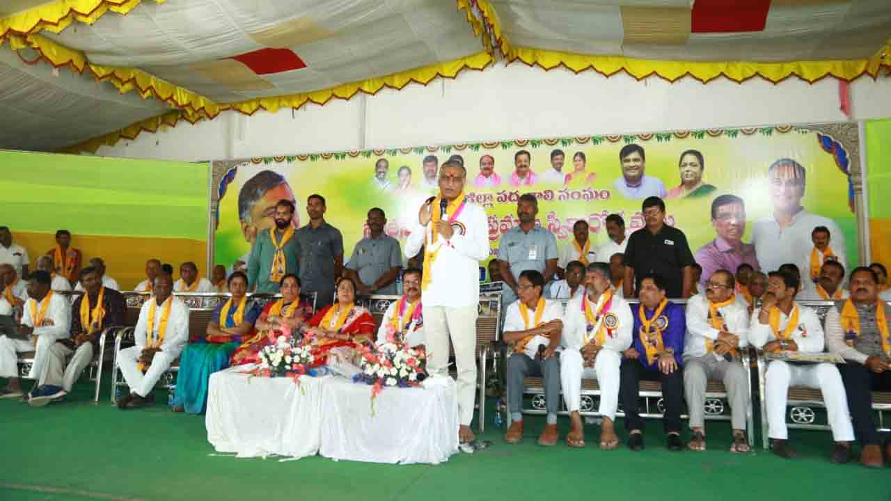 పద్మశాలి సమాజం అభివృద్ధి కృషి చేస్తా : హరీశ్‌రావు