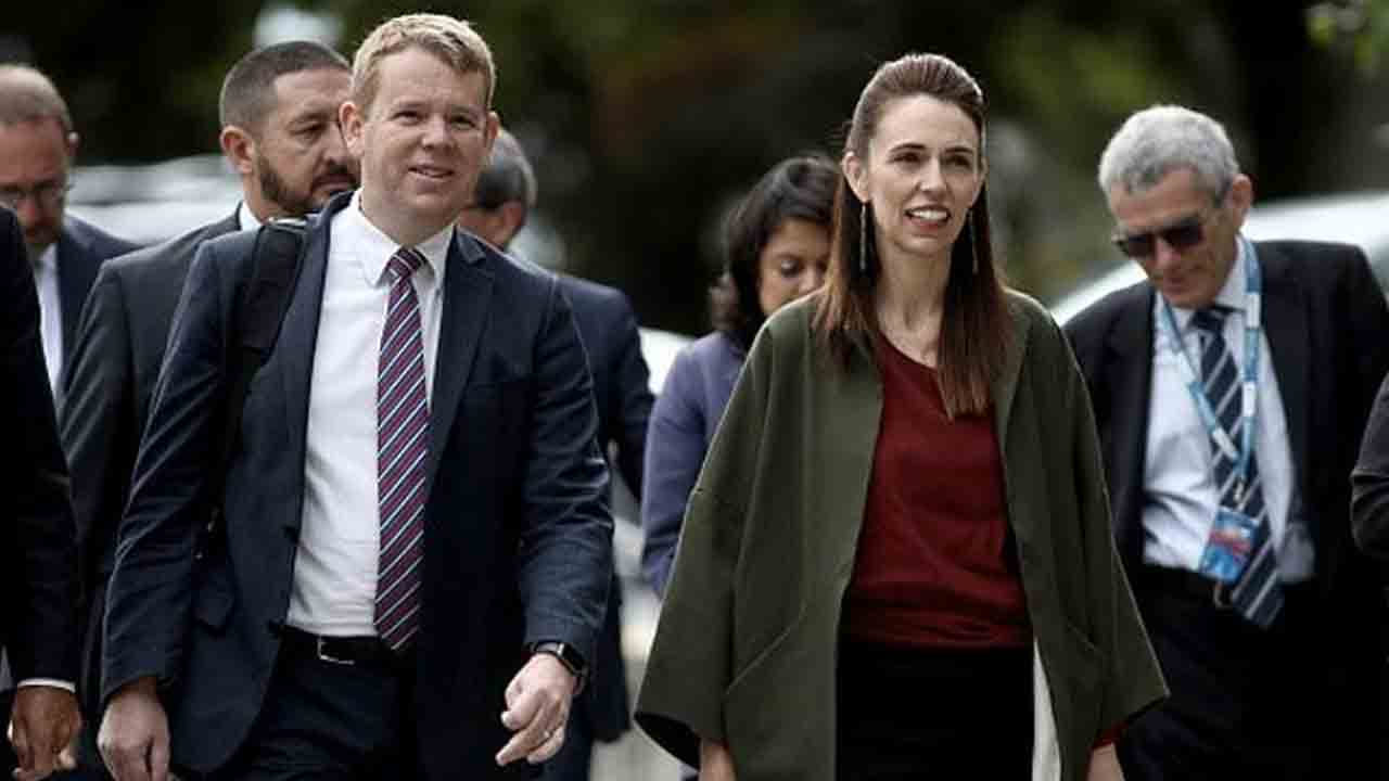 న్యూజిలాండ్‌ తదుపరి ప్రధానిగా క్రిస్‌ హిప్‌కిన్స్‌ !