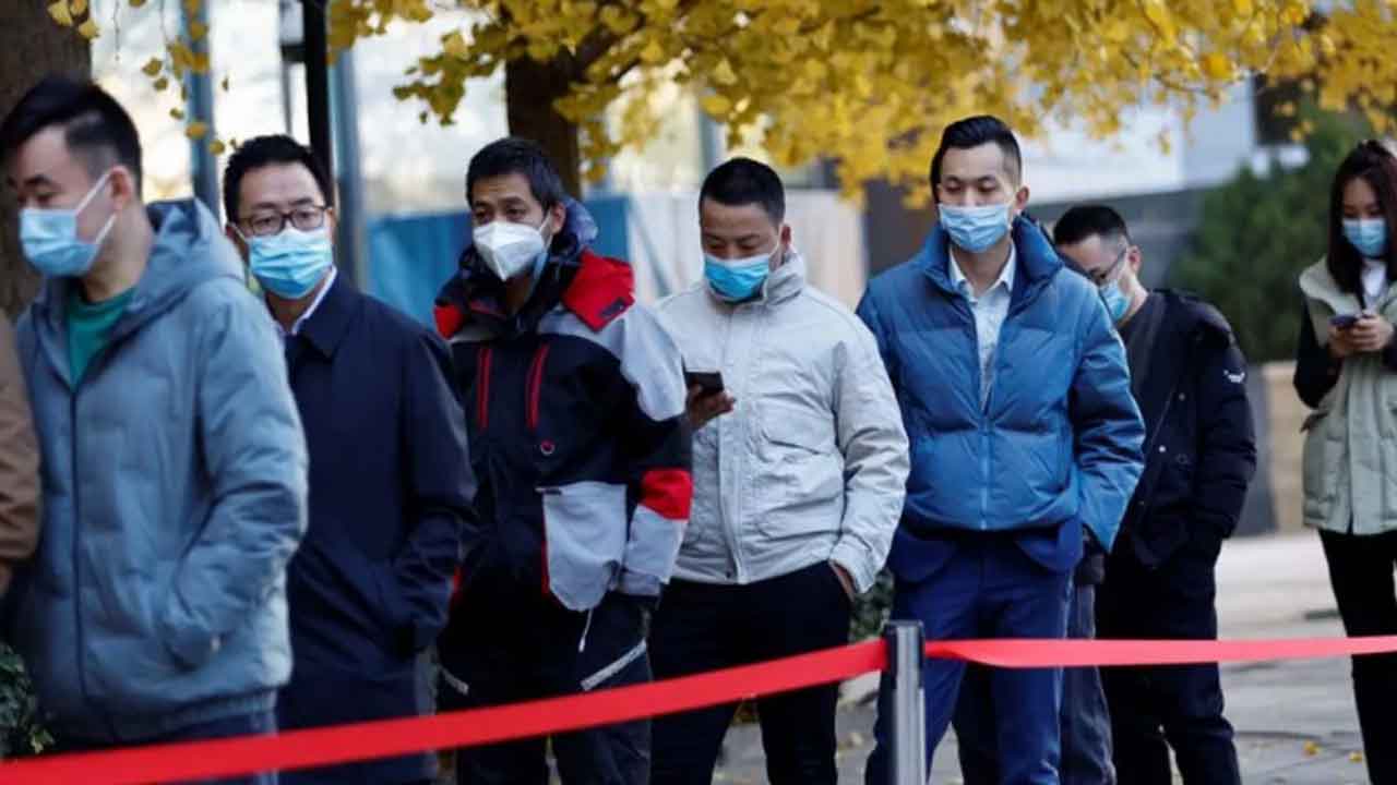 తెరుచుకున్న హాంకాంగ్‌-చైనా సరిహద్దు.. పెద్ద సంఖ్యలో తరలివచ్చిన ప్రజలు