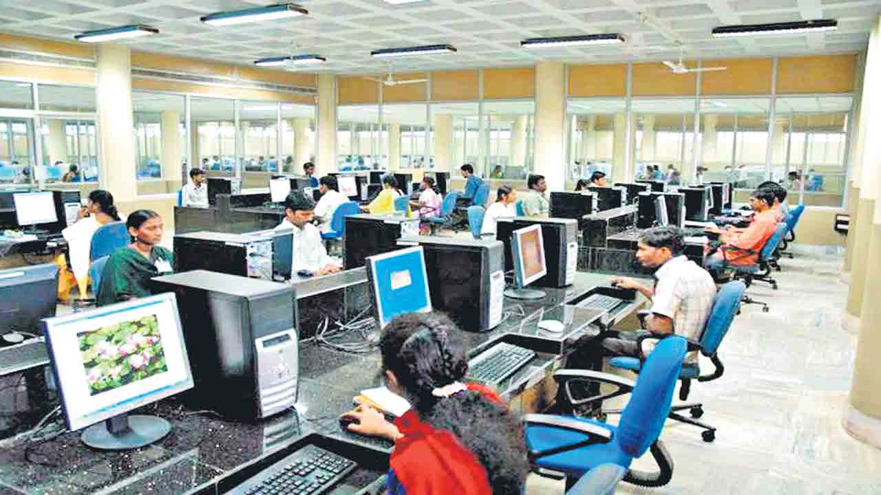 ఐటీ ఉద్యోగులకు షాక్‌