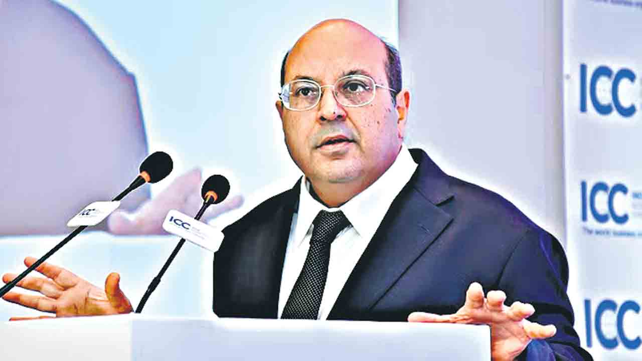 కొలీజియంపై కేంద్రం వైఖరి.. దేశానికి ప్రాణాంతకం: సుప్రీం మాజీ జడ్జి  జస్టిస్‌ నారీమన్‌