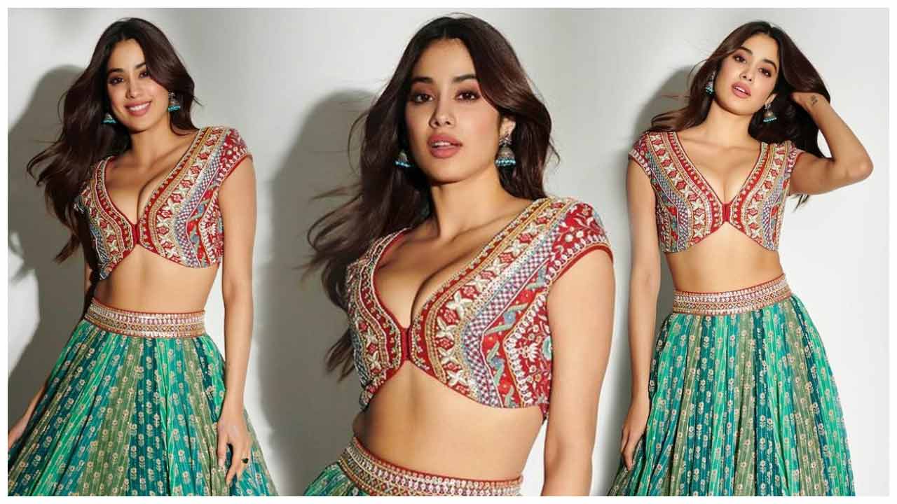 Janhvi Kapoor | ట్రెడీష‌న‌ల్ డ్రెస్‌లో జాన్వీ క‌పూర్ పరువాలు..