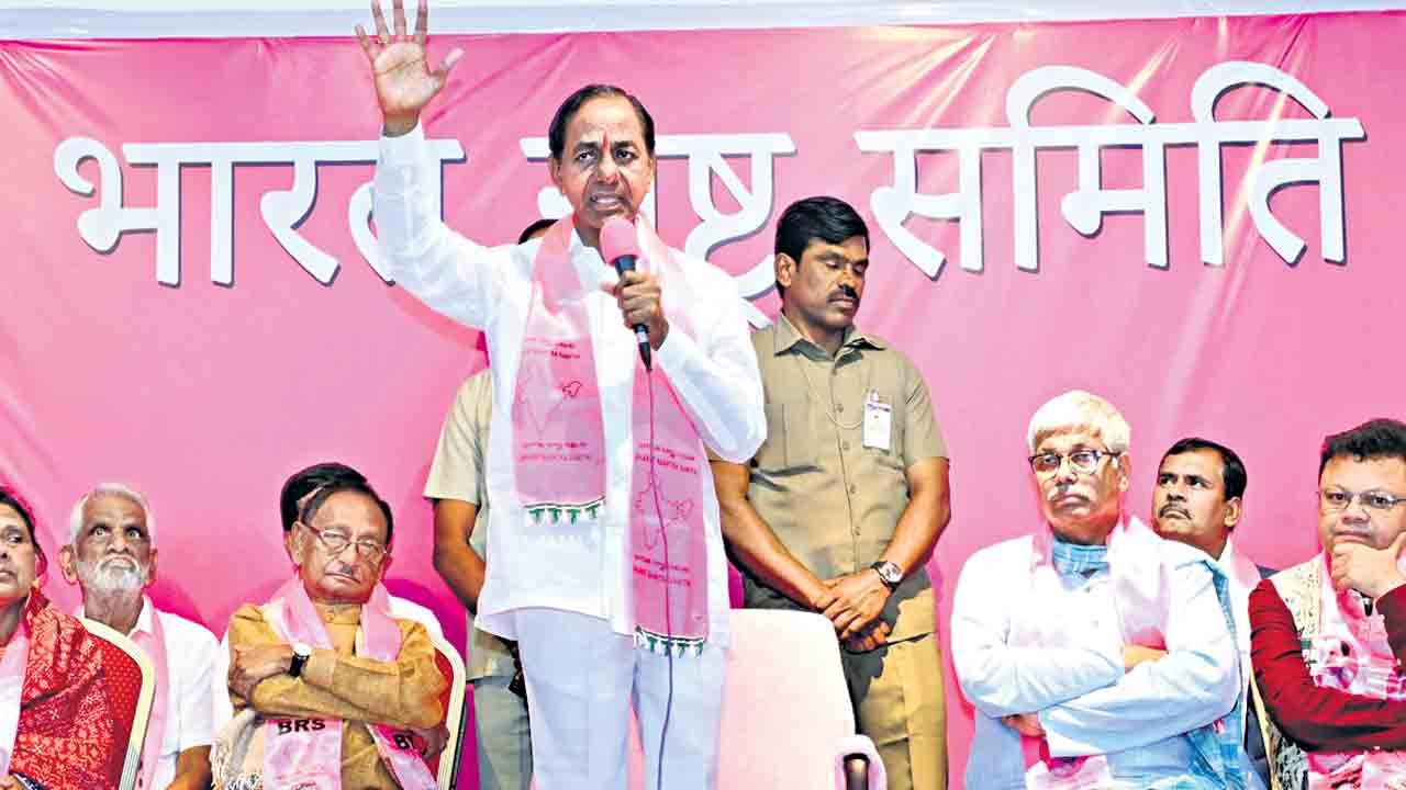 కేంద్ర ప్రభుత్వానికి రైతులంటే మజాకా?