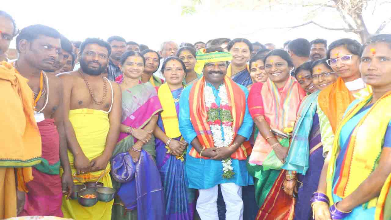 బీఆర్‌ఎస్‌ ‘ఆత్మీయ’ పండుగ