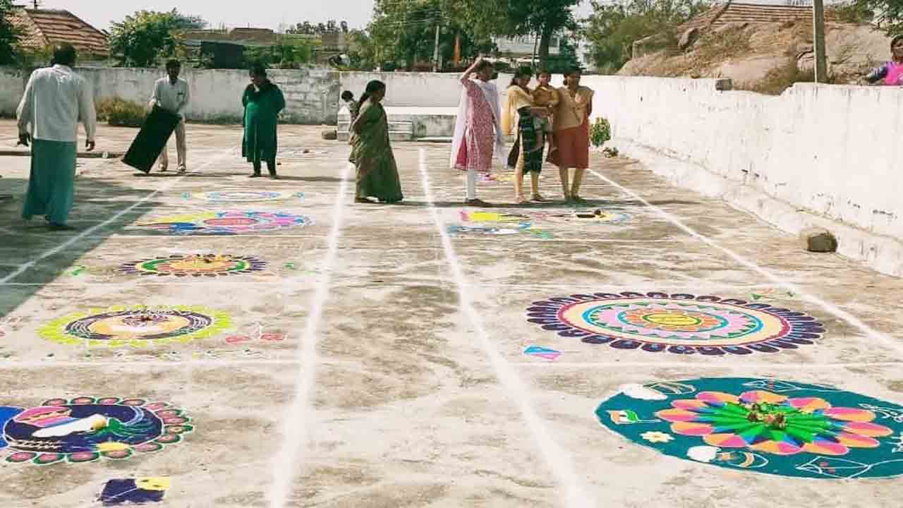 ఉత్సాహంగా ముగ్గుల పోటీలు