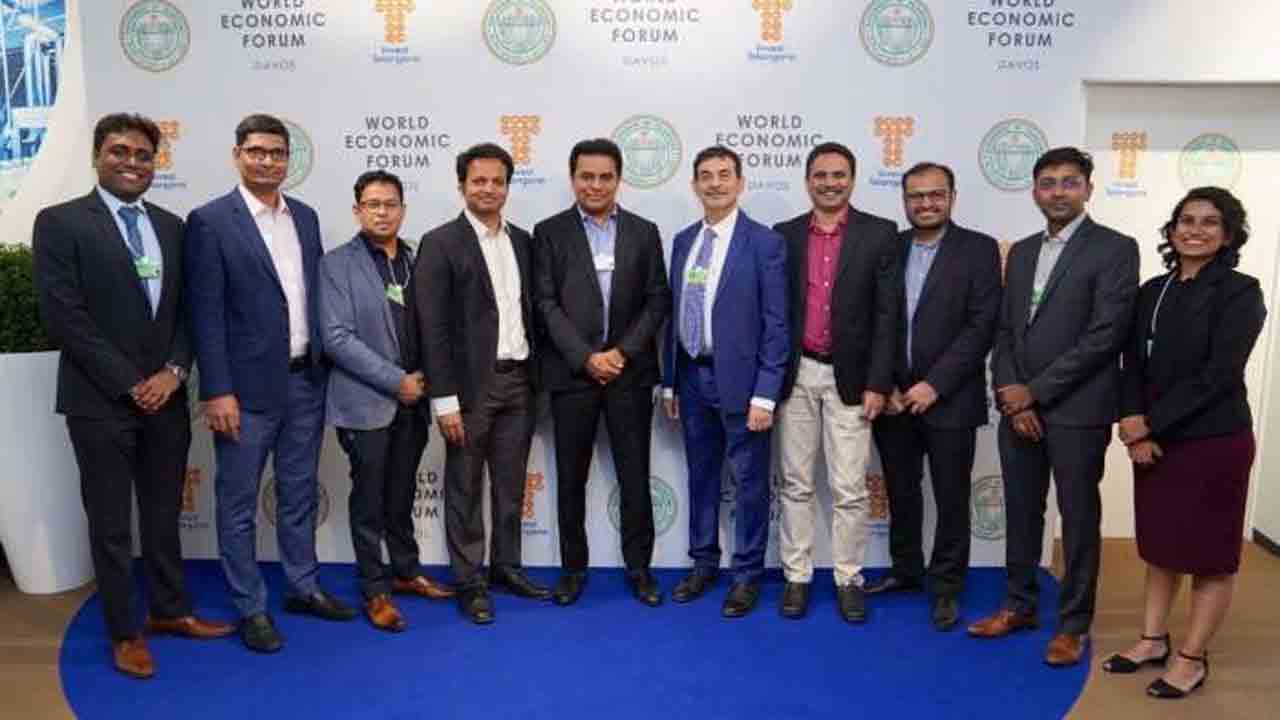 దావోస్‌లో కీర్తి పతాక