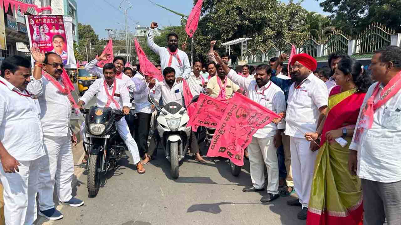 అన్ని దారుల్లో వాహనాలు ఫుల్‌