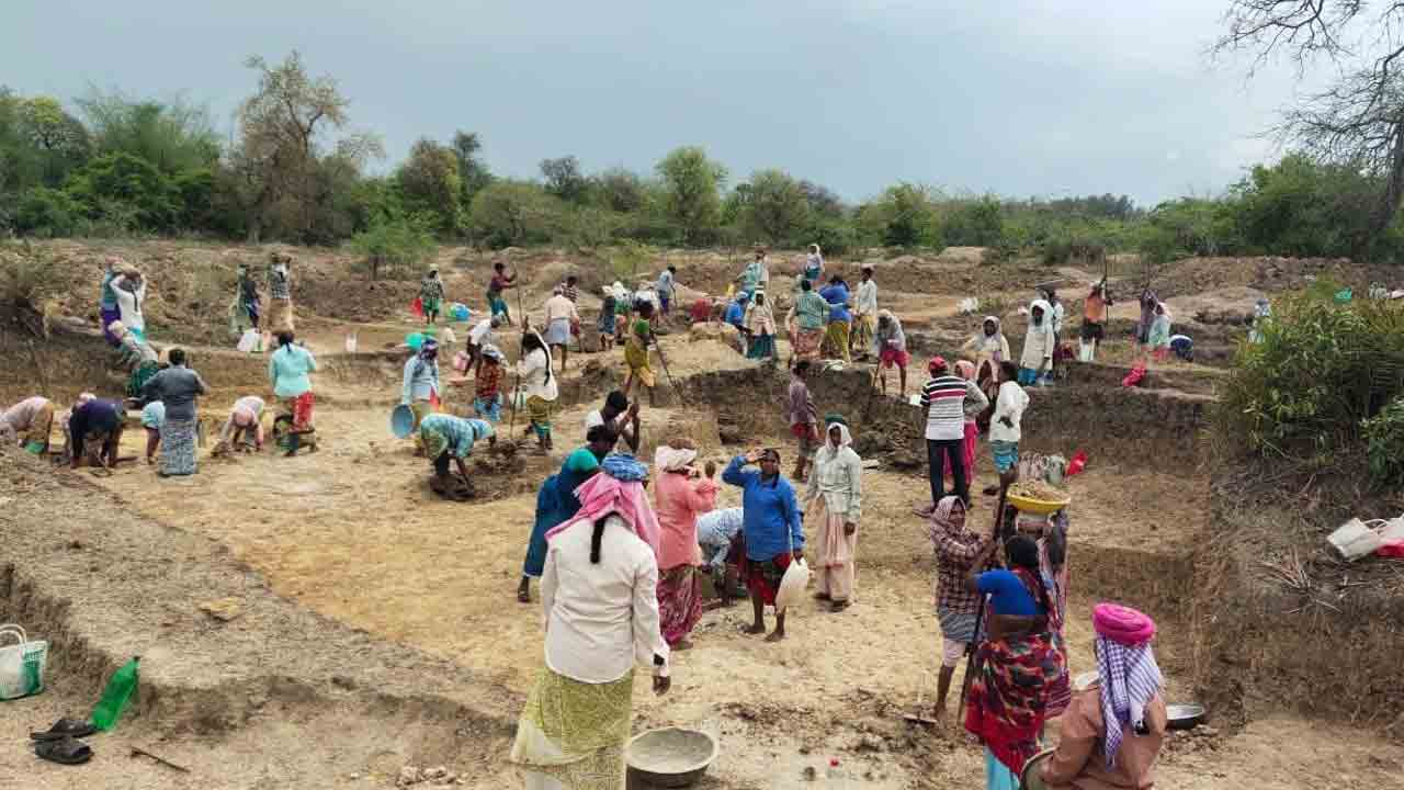 ఉపాదికి కొత్త చిక్కులు