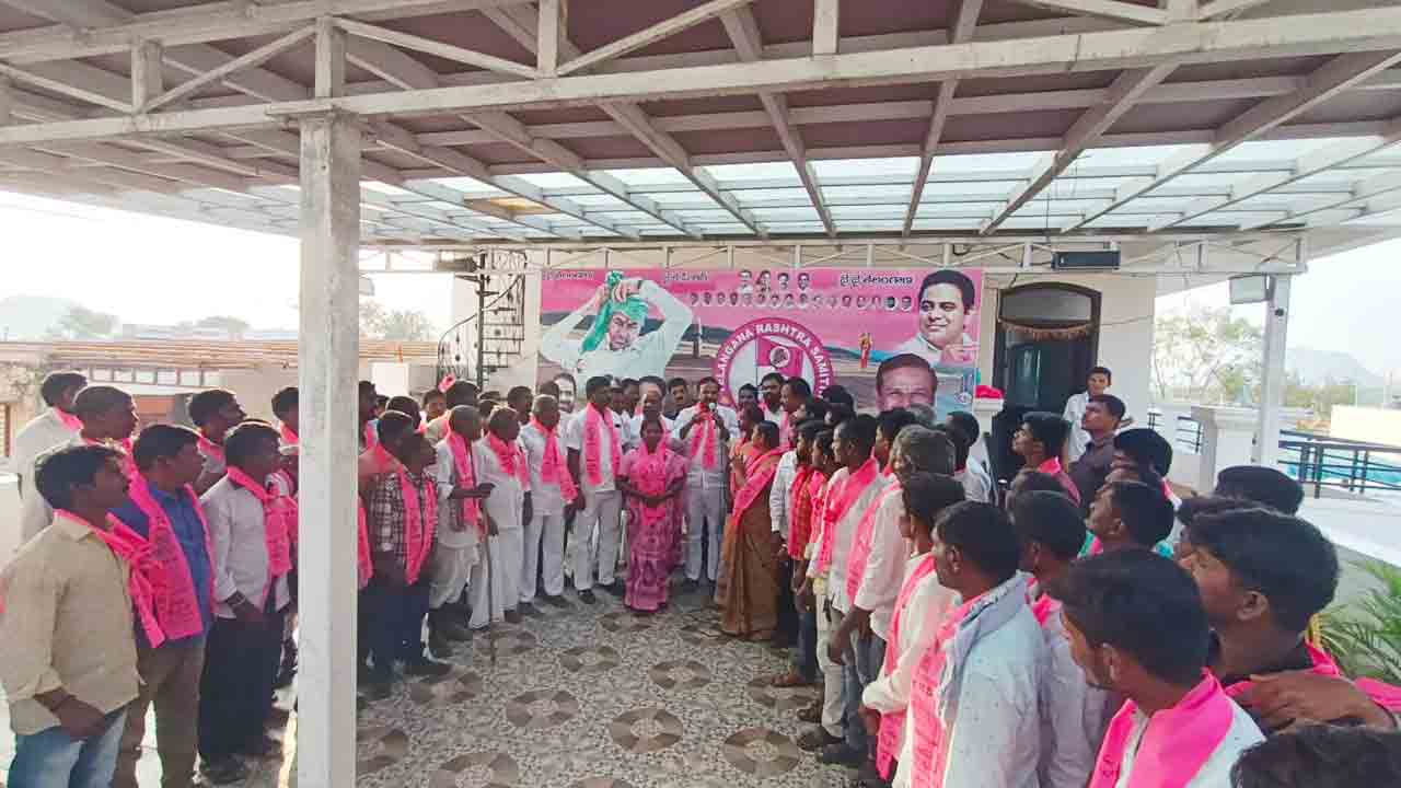 అభివృద్ధికి ఆకర్షితులై బీఆర్‌ఎస్‌లోకి