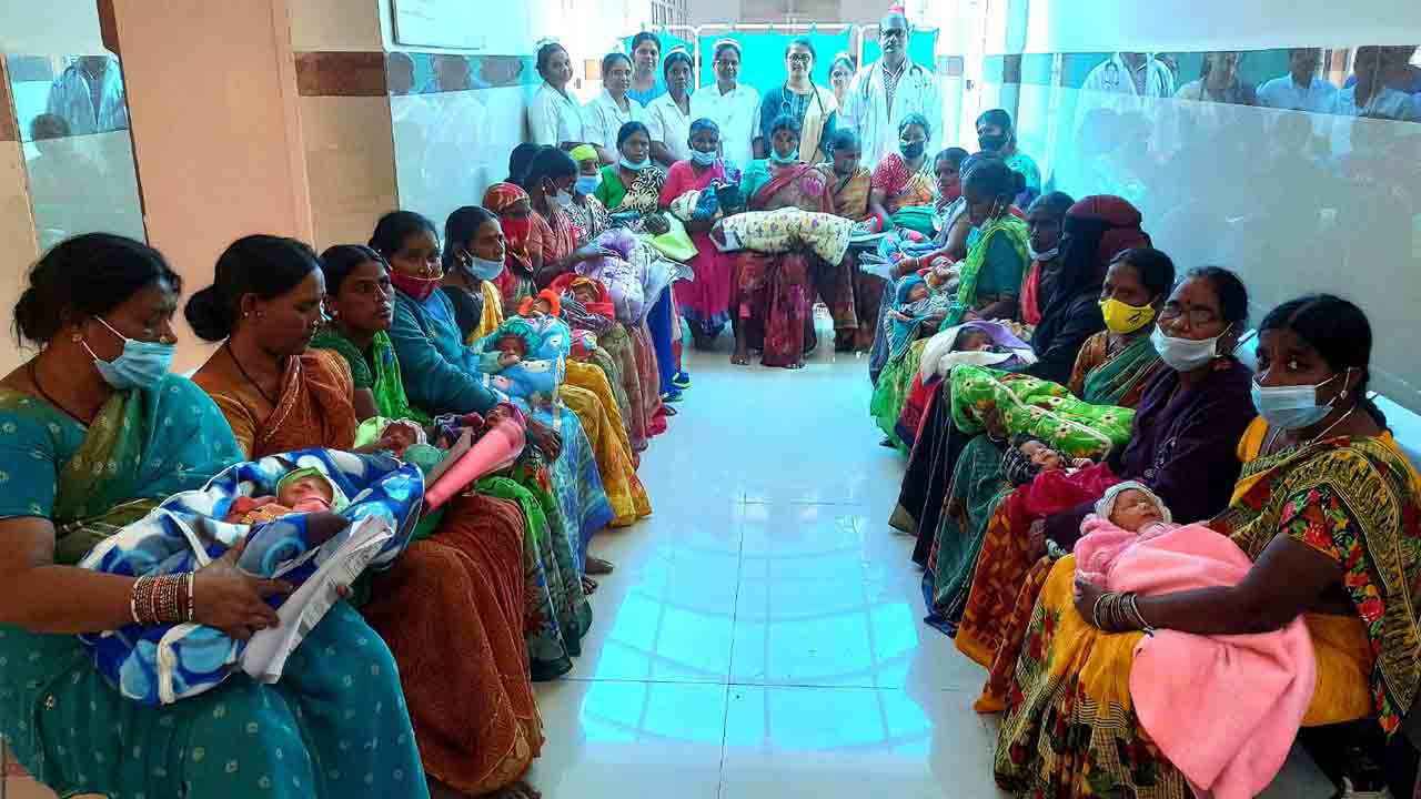24 గంటల్లో 25 ప్రసవాలు.. మెదక్ ఏంసీహెచ్ ఆస్ప‌త్రి వైద్యుల రికార్డు