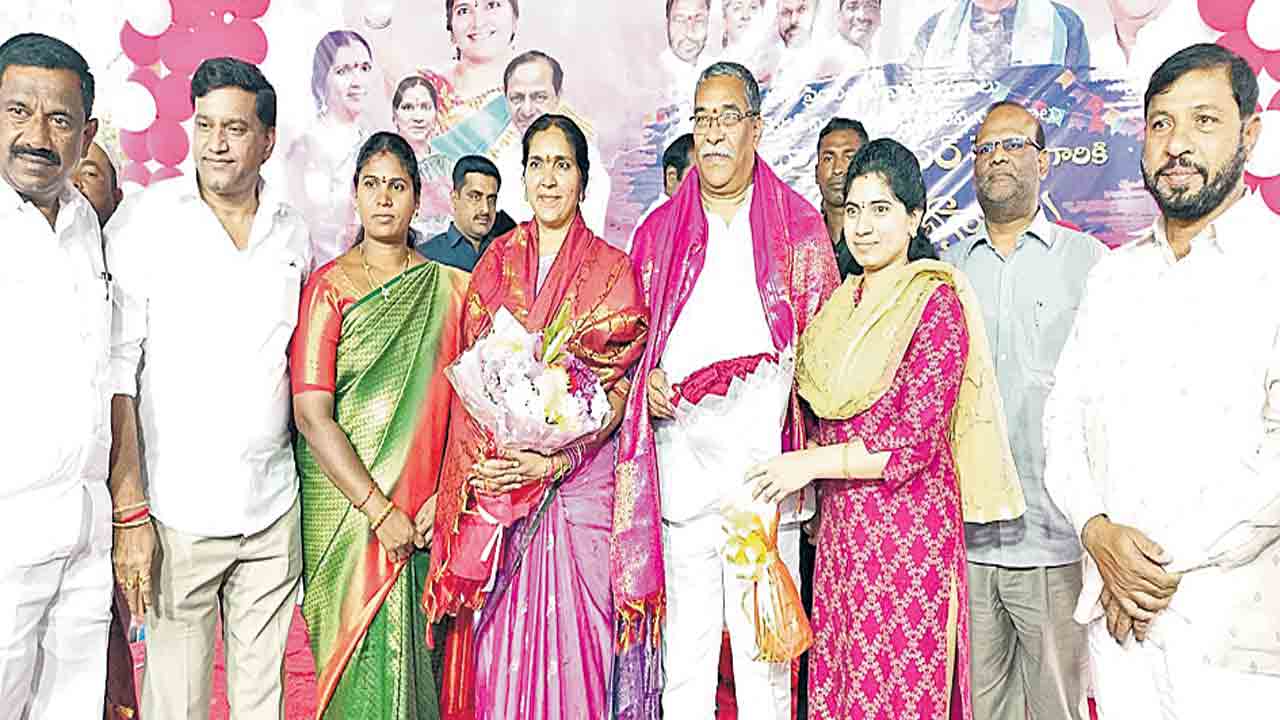 ఎమ్మెల్యే పద్మాదేవేందర్‌రెడ్డి అభివృద్ధి ప్రదాత