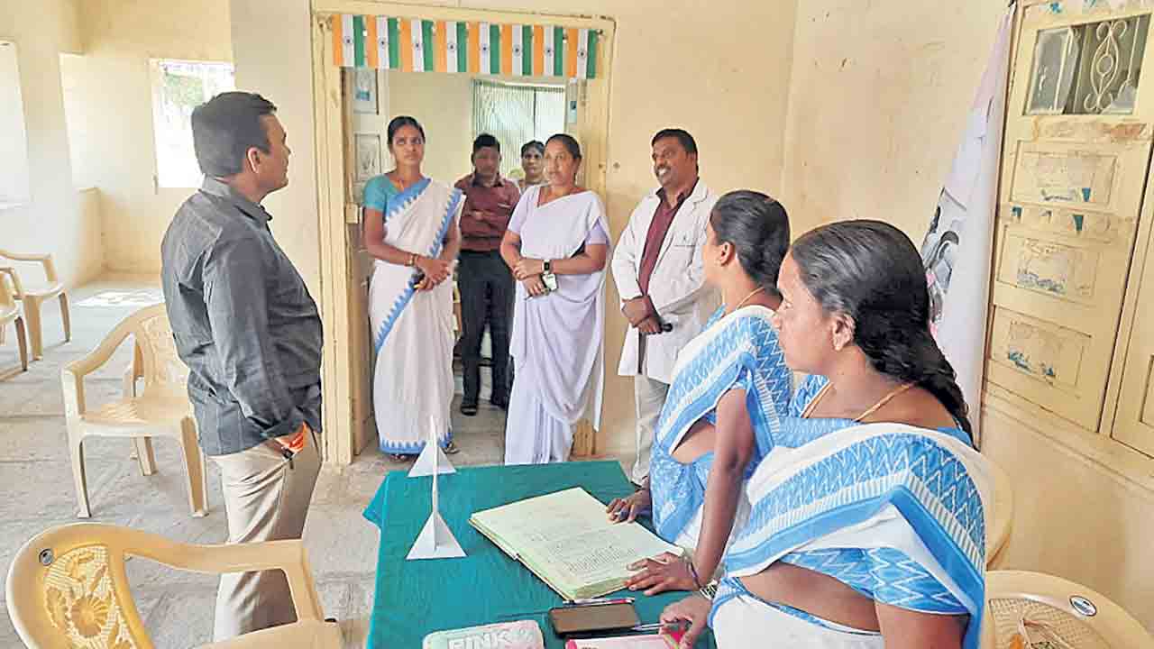 కలెక్టర్‌ ఆకస్మిక తనిఖీ