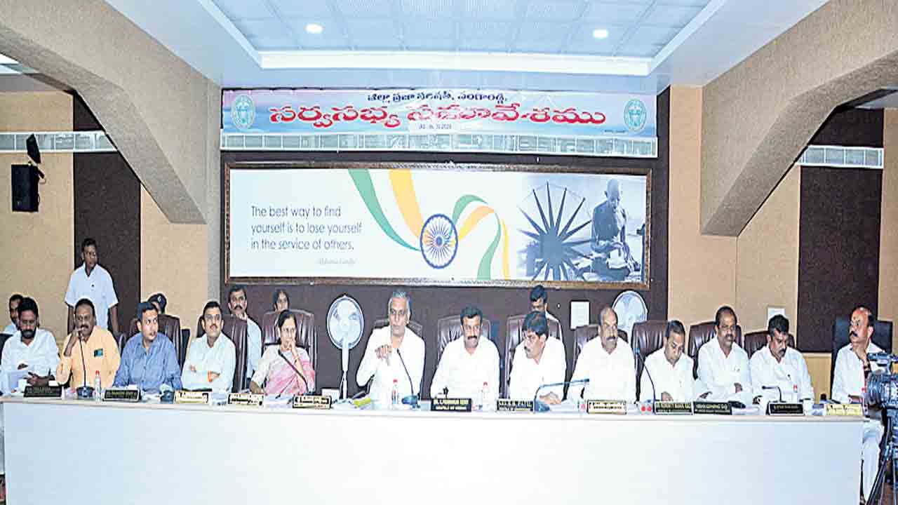 రహదారి పనులు పూర్తి చేయాలి