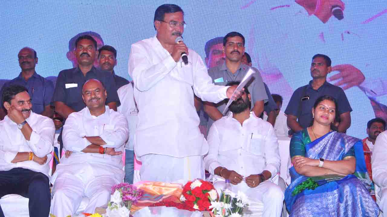 ఆర్థికాభివృద్ధిలో తెలంగాణ రైతులు : మంత్రి నిరంజన్‌ రెడ్డి