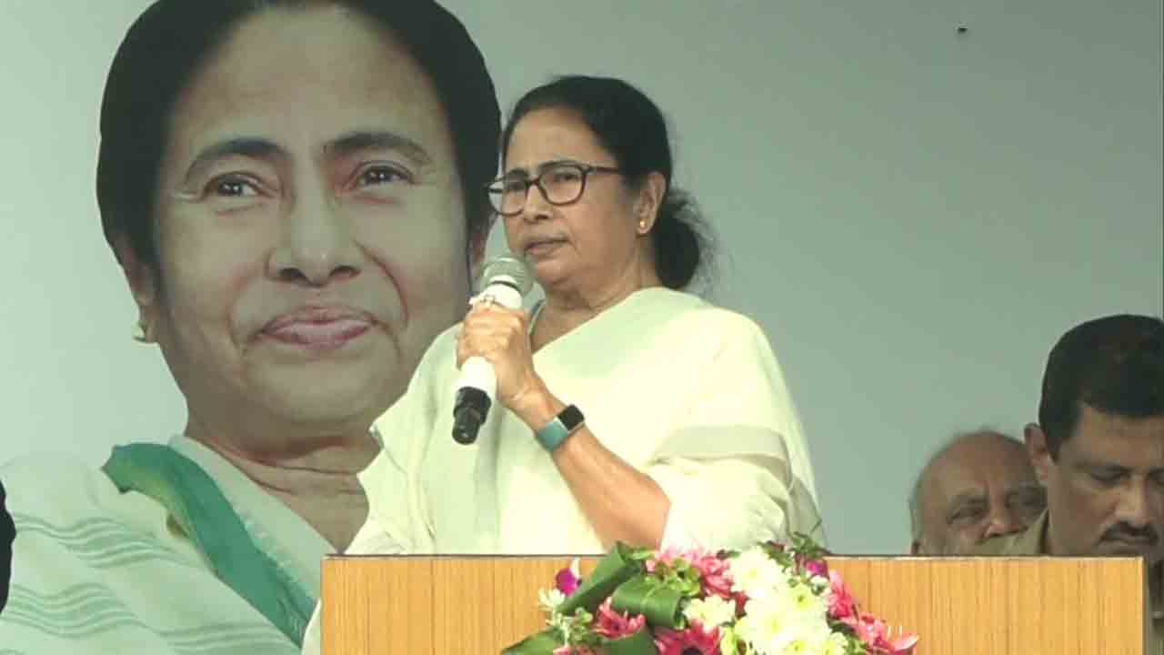 మీరేం చేసినా భరిస్తాంగానీ దేశాన్ని మాత్రం అమ్మకండి.. బీజేపీపై మమతాబెనర్జి ఫైర్‌