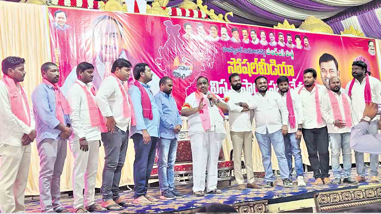 ఫేక్‌ వార్తలు తిప్పికొట్టాలి