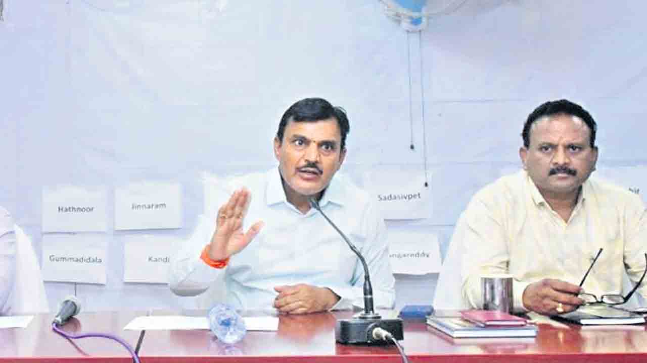 అభివృద్ధిలో భాగస్వాములు కండి