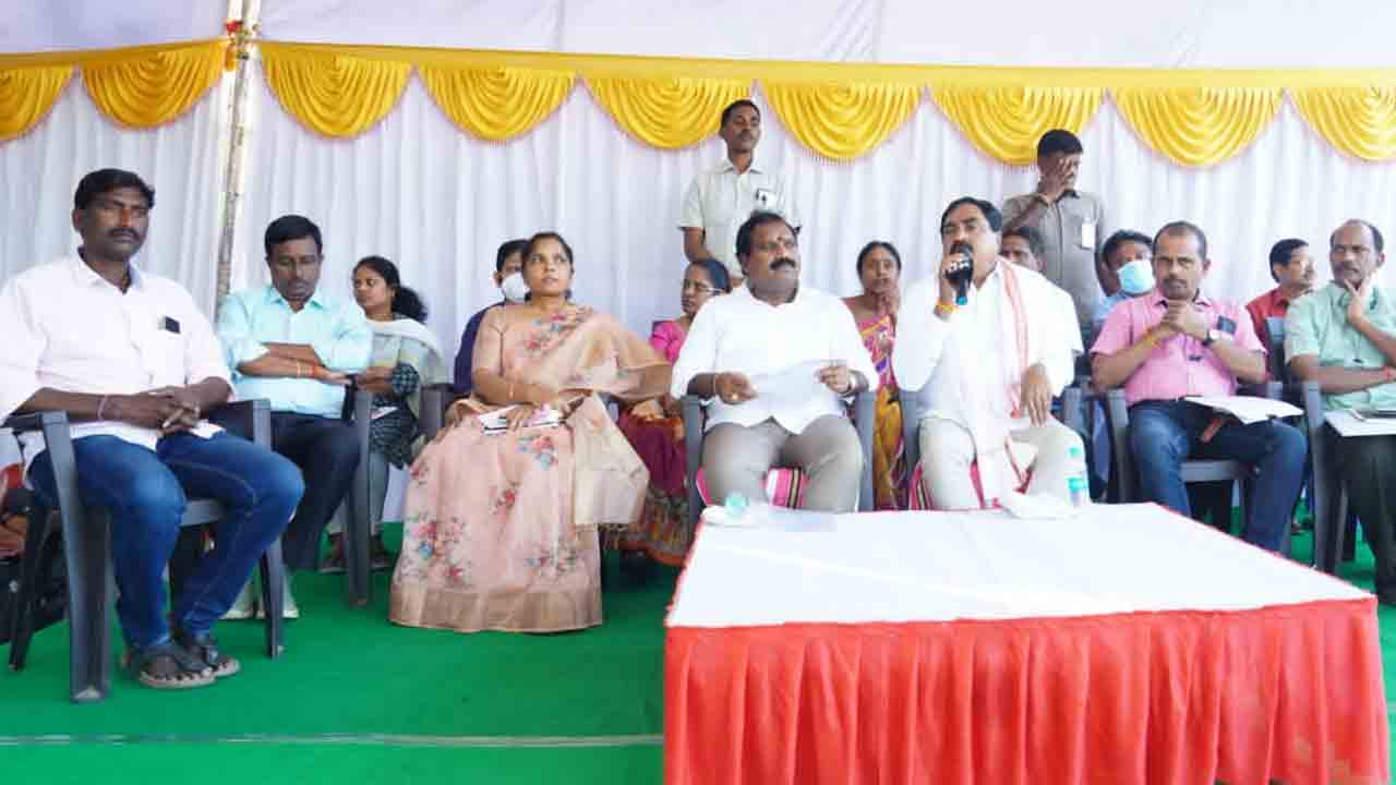 పర్వతాల శివాలయం పునః ప్రతిష్టకు భారీ ఏర్పాట్లు : మంత్రి ఎర్రబెల్లి