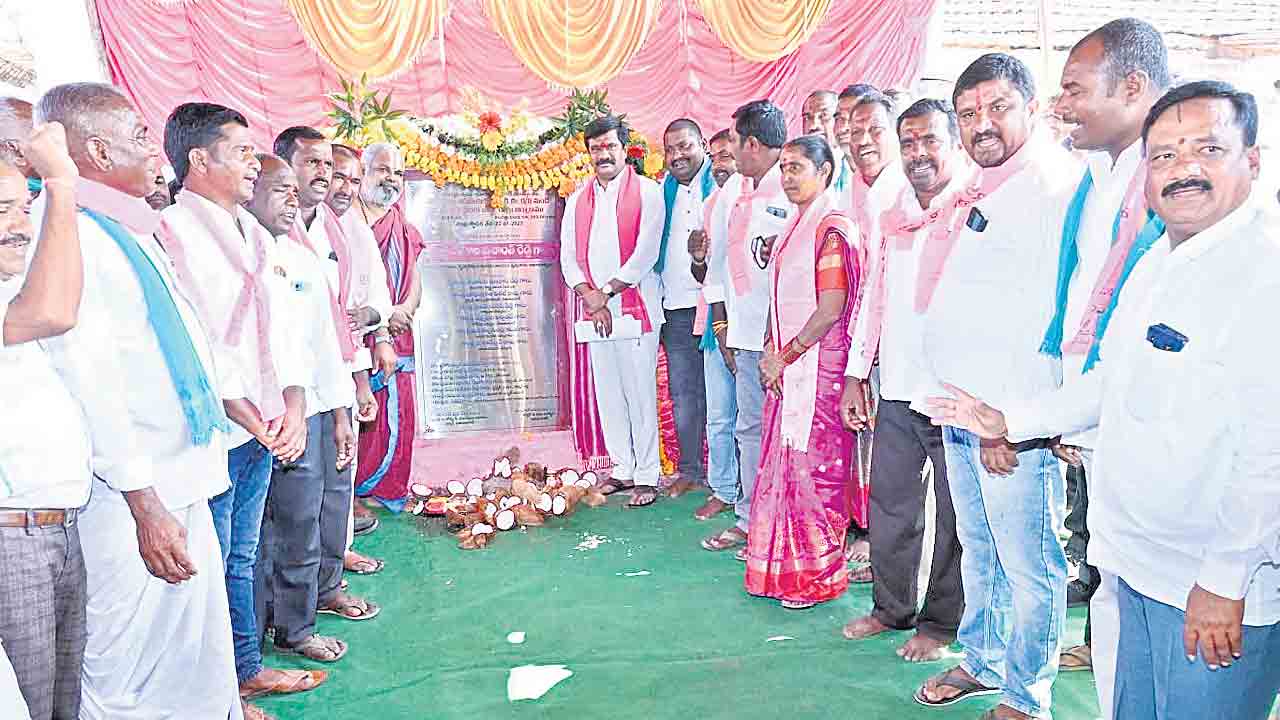 చరిత్రలో నిలిచిపోయేలా సంక్షేమ పథకాలు