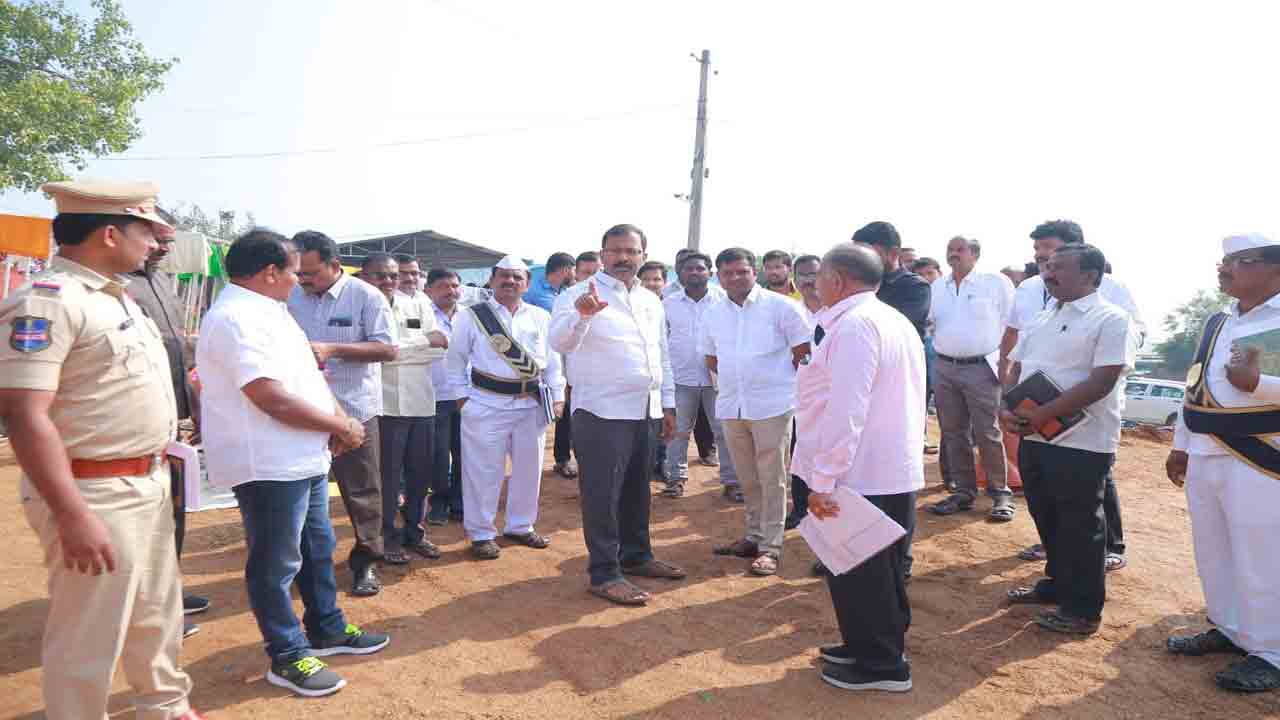 చెర్వుగట్టు బ్రహ్మోత్సవాలను విజయవంతం చేయాలి