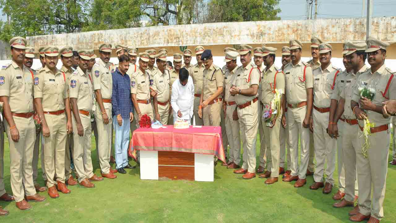 2023లో నూతన వెలుగులు నిండాలి