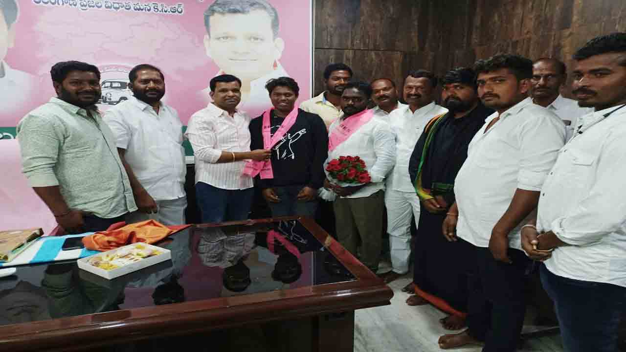 సీఎం కేసీఆర్‌ పాలన దేశానికే ఆదర్శం