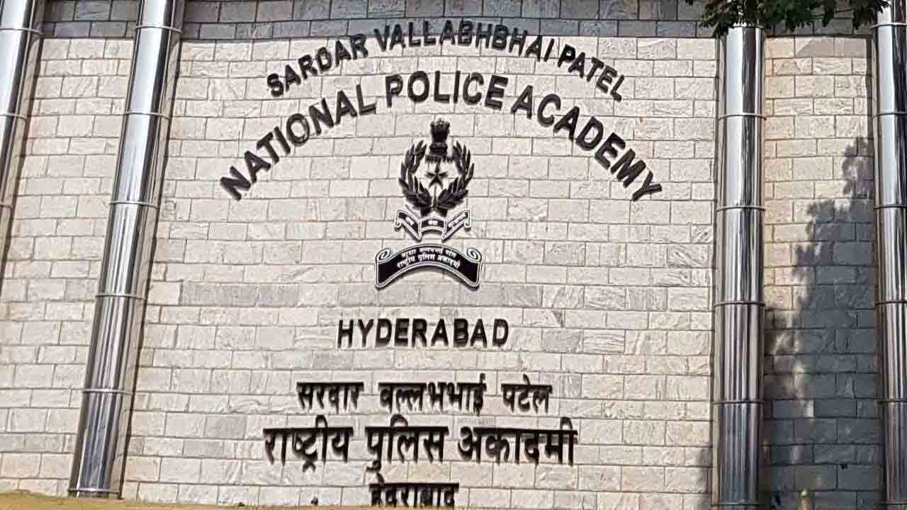 నేషనల్‌ పోలీస్‌ అకాడమీలో దొంగతనం.. 7 కంప్యూటర్లు చోరీ