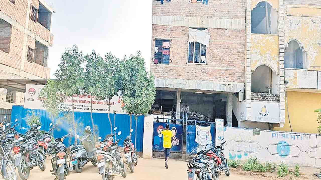 పతకాలతో మెరిసిన బీర్కూర్‌ విద్యార్థులు