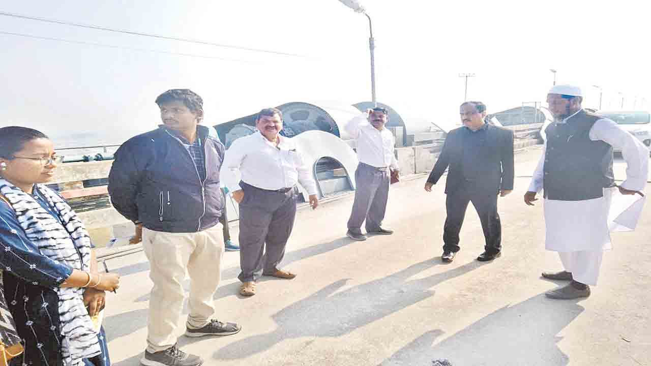 ఎస్సారెస్పీని సందర్శించిన అసోం ఇంజినీర్ల బృందం