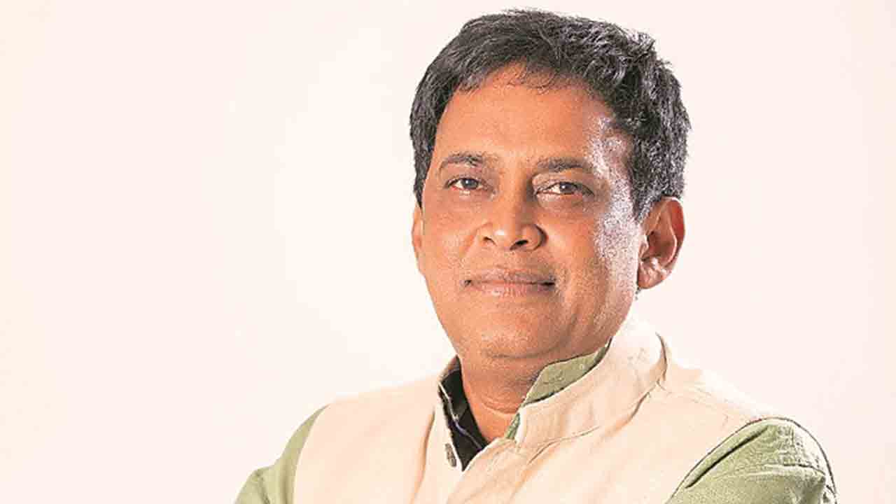 ఒడిశా ఆరోగ్యమంత్రిపై కాల్పులు.. పరిస్థితి విషమం