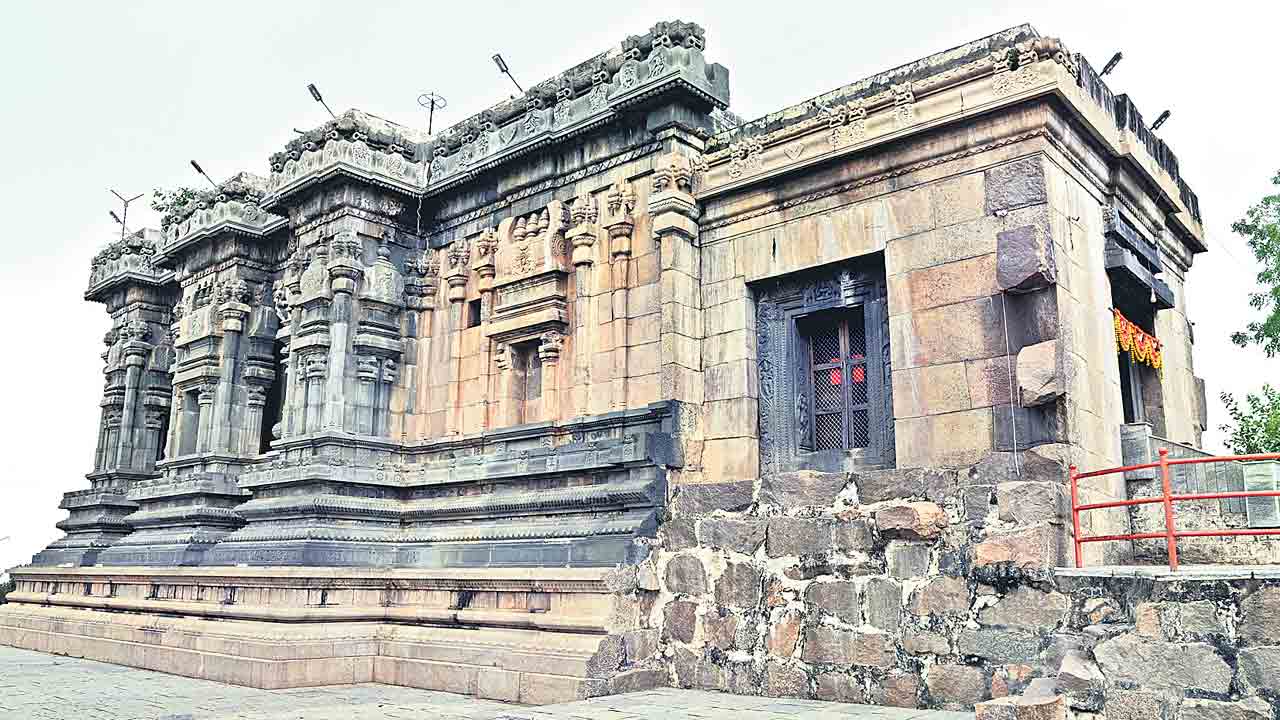 ఖిల్లా రామాలయానికి మహర్దశ