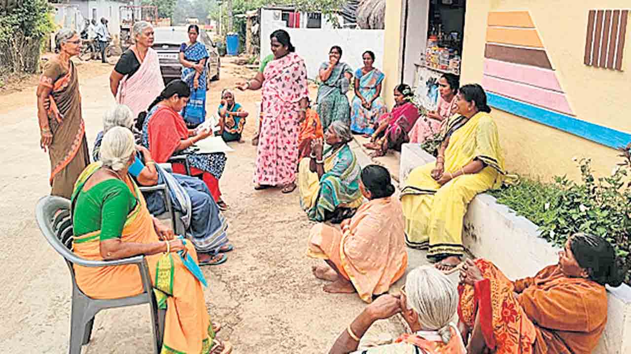 వృద్ధులకు బ్యాంకు రుణాలు