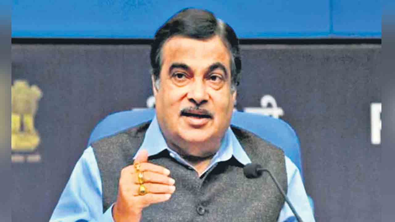 9 లక్షల ప్రభుత్వ వాహనాలు తుక్కుకే: గడ్కరీ