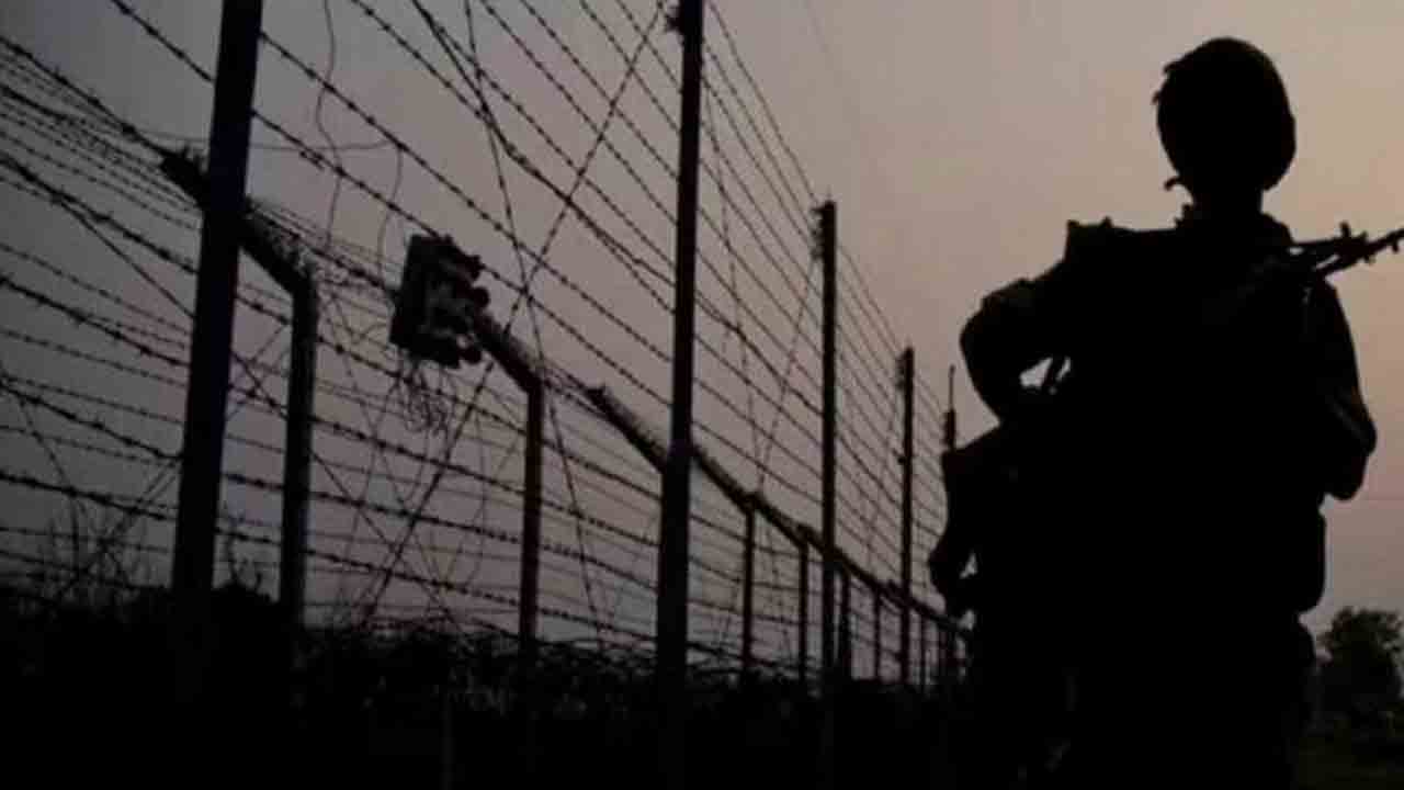 పంజాబ్‌లో పాక్‌ డ్రోన్‌ గుర్తింపు..! హెరాయిన్‌ స్వాధీనం