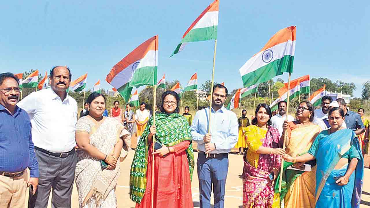 యువత.. మీదే బాధ్యత