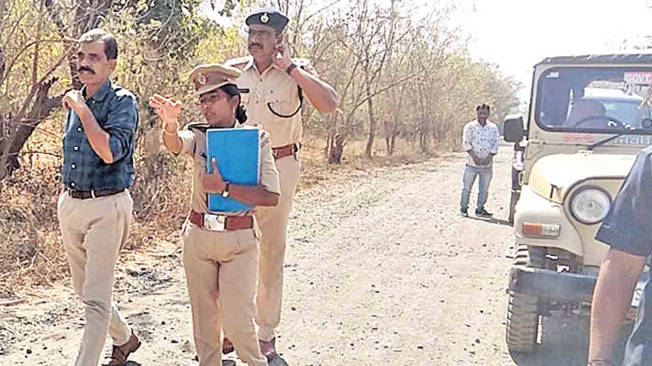 పనుల్లో నాణ్యతా ప్రమాణాలు పాటించాలి