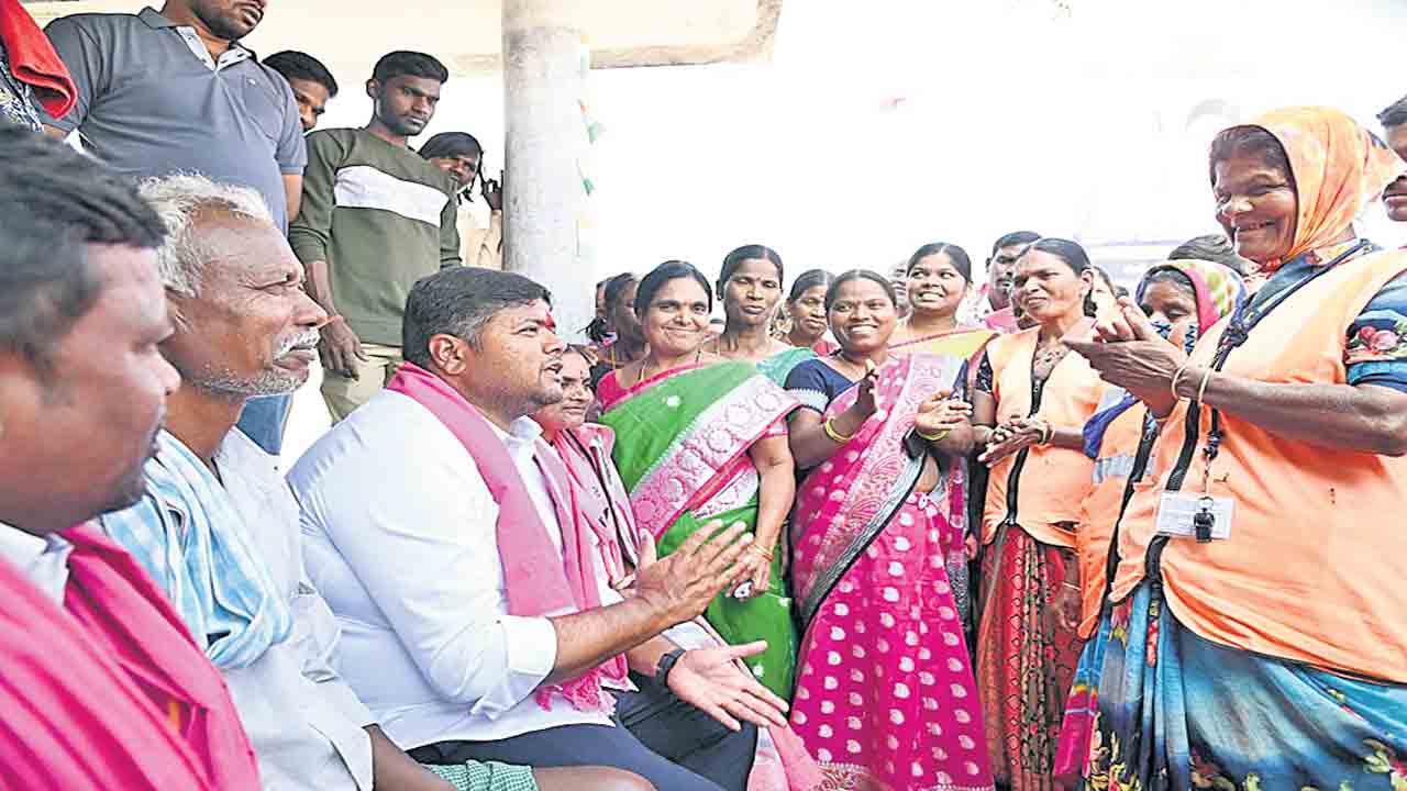 ప్రజల కోసమే ప్రగతి నివేదన యాత్ర