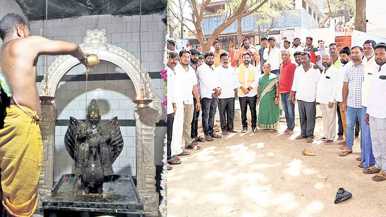 భక్తులతో శనైశ్చర ఆలయం కిటకిట