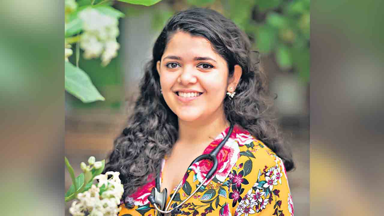 లైంగిక రచయిత్రి!