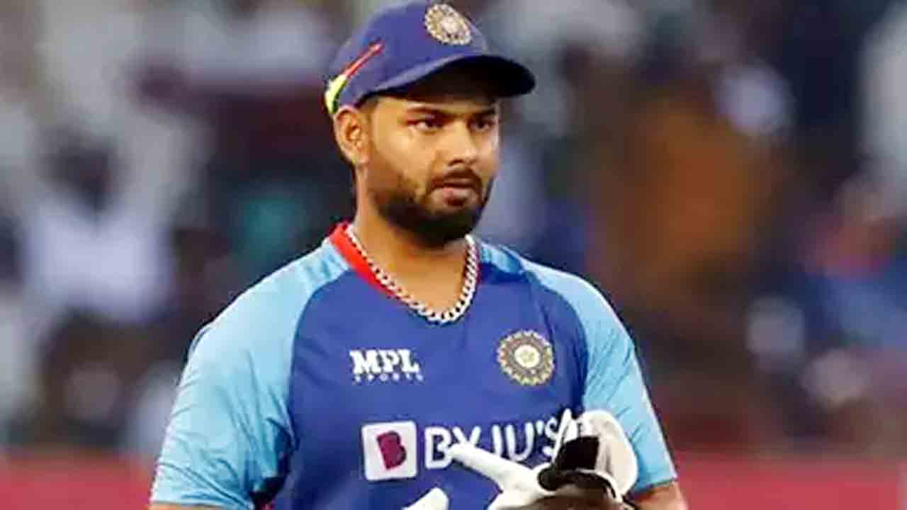 Rishabh Pant | పంత్‌ను యూకేకి తరలించే యోచనలో బీసీసీఐ